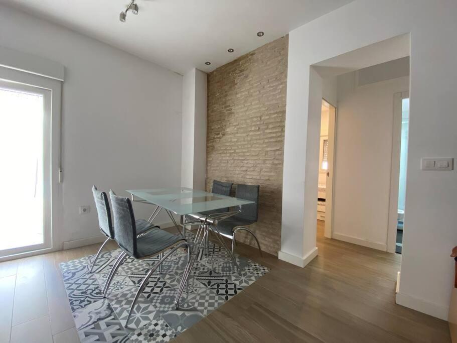 Central And Cozy Apartment In Sevilla Eksteriør bilde